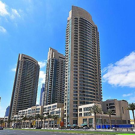 The Lofts By Deluxe Holiday Homes Dubai Bagian luar foto
