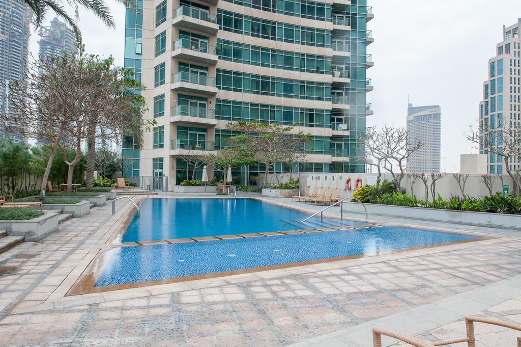 The Lofts By Deluxe Holiday Homes Dubai Bagian luar foto