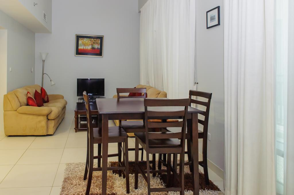 The Lofts By Deluxe Holiday Homes Dubai Bagian luar foto